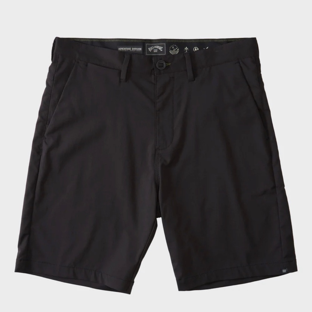 Billabong black surf trek shorts/swim size
29.